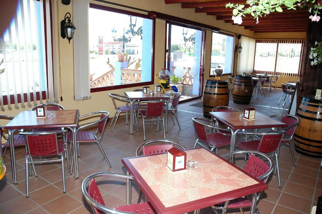 Hotel Rural Los Chaparros Freila Exteriör bild